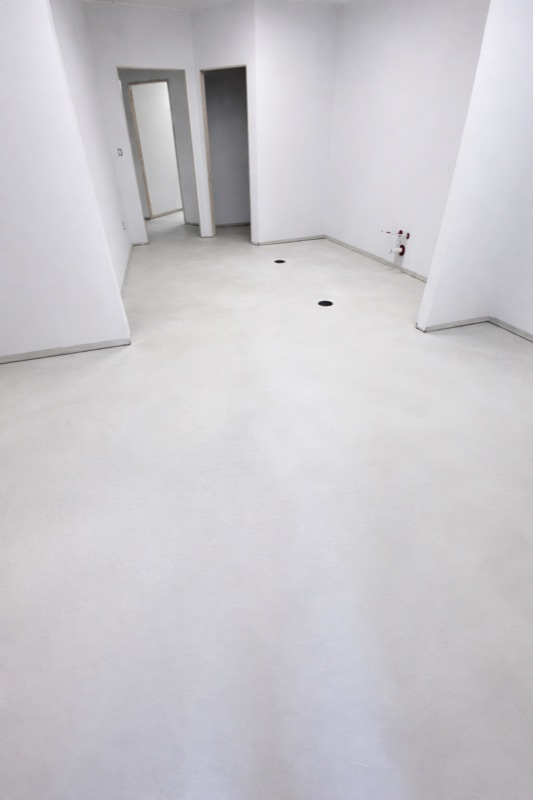 Micro cement floor