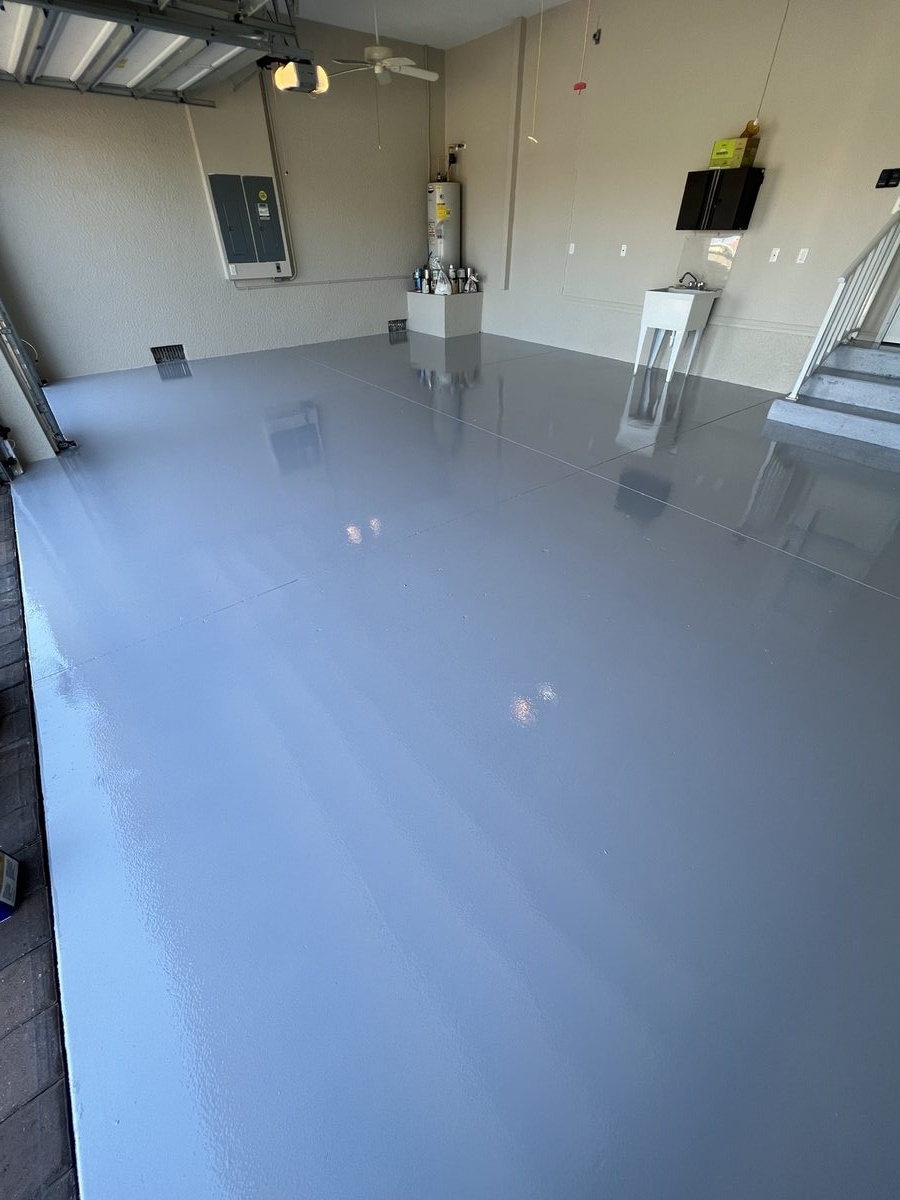 Solid color epoxy garage floor coating in Central Florida